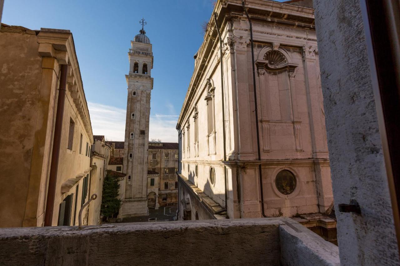 Liassidi Wellness Suites Venecia Exterior foto