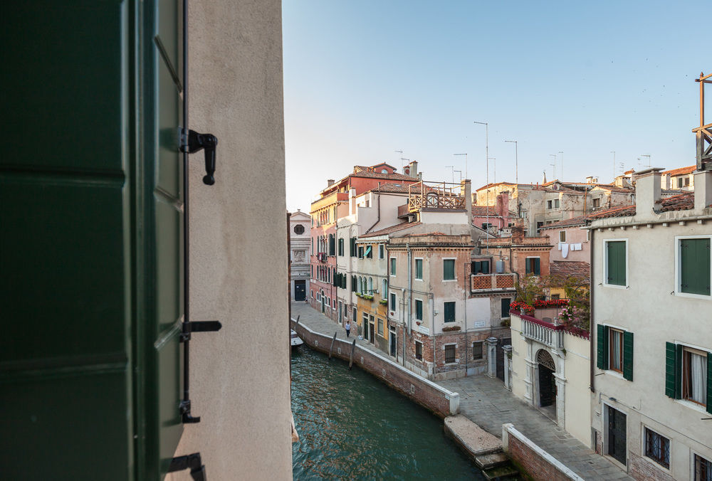Liassidi Wellness Suites Venecia Exterior foto